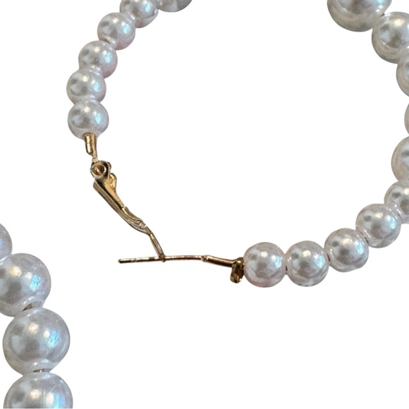 White Opalescent Beaded Earrings - Picture 7 of 7